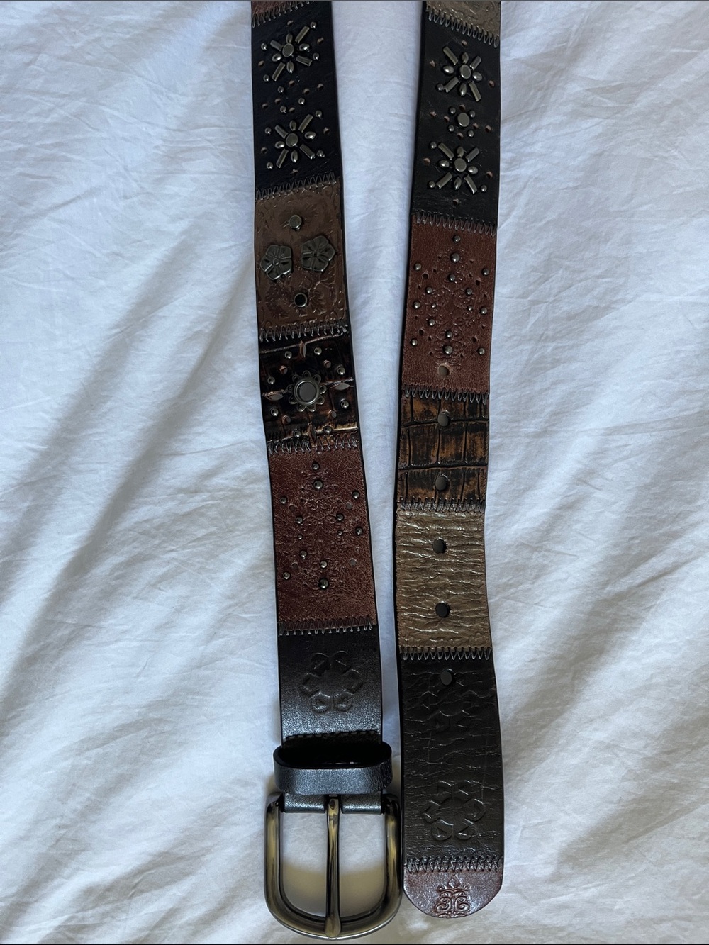 Fossil midnight Patchwork Black multi floral silver studded embellished belt